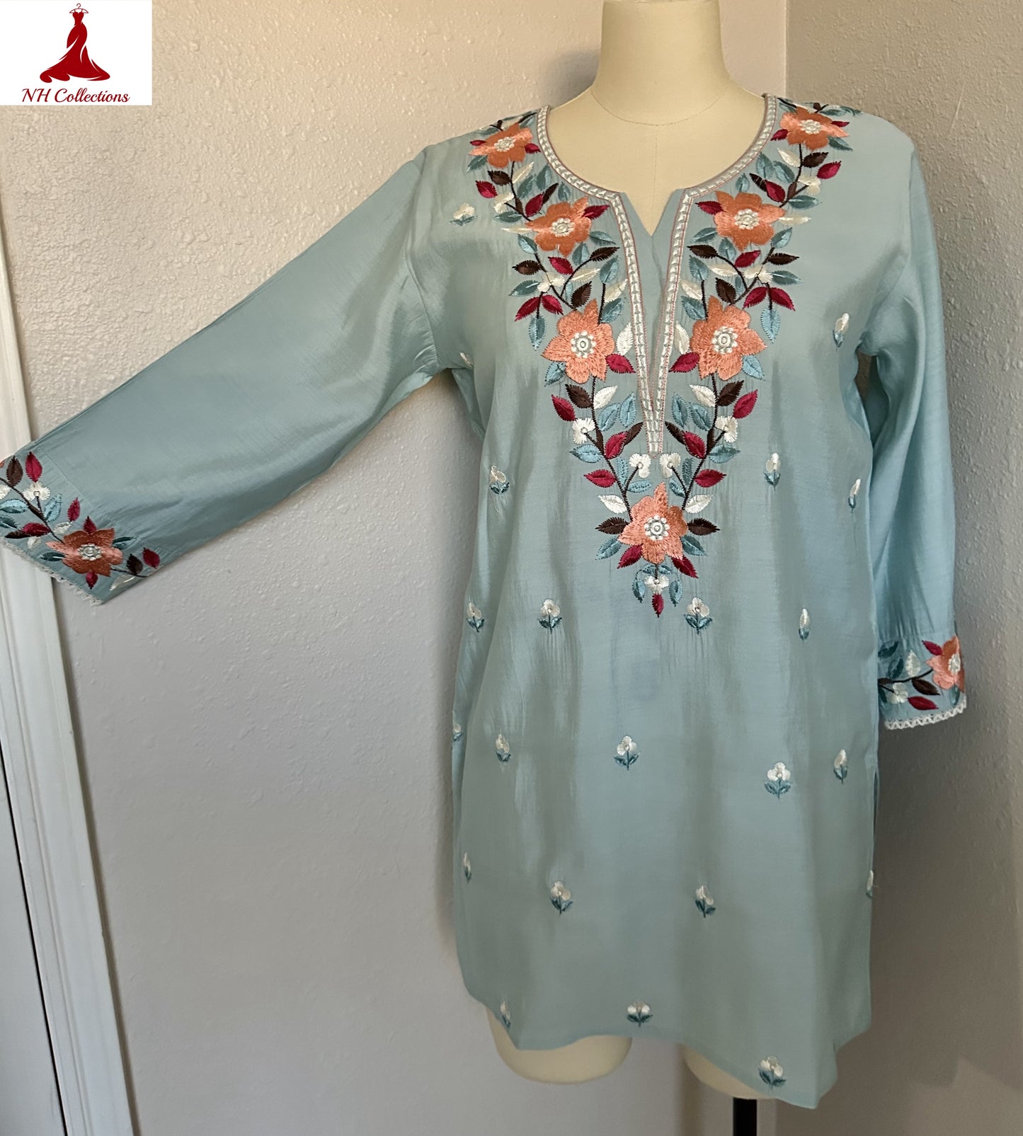 Women's light blue kurta