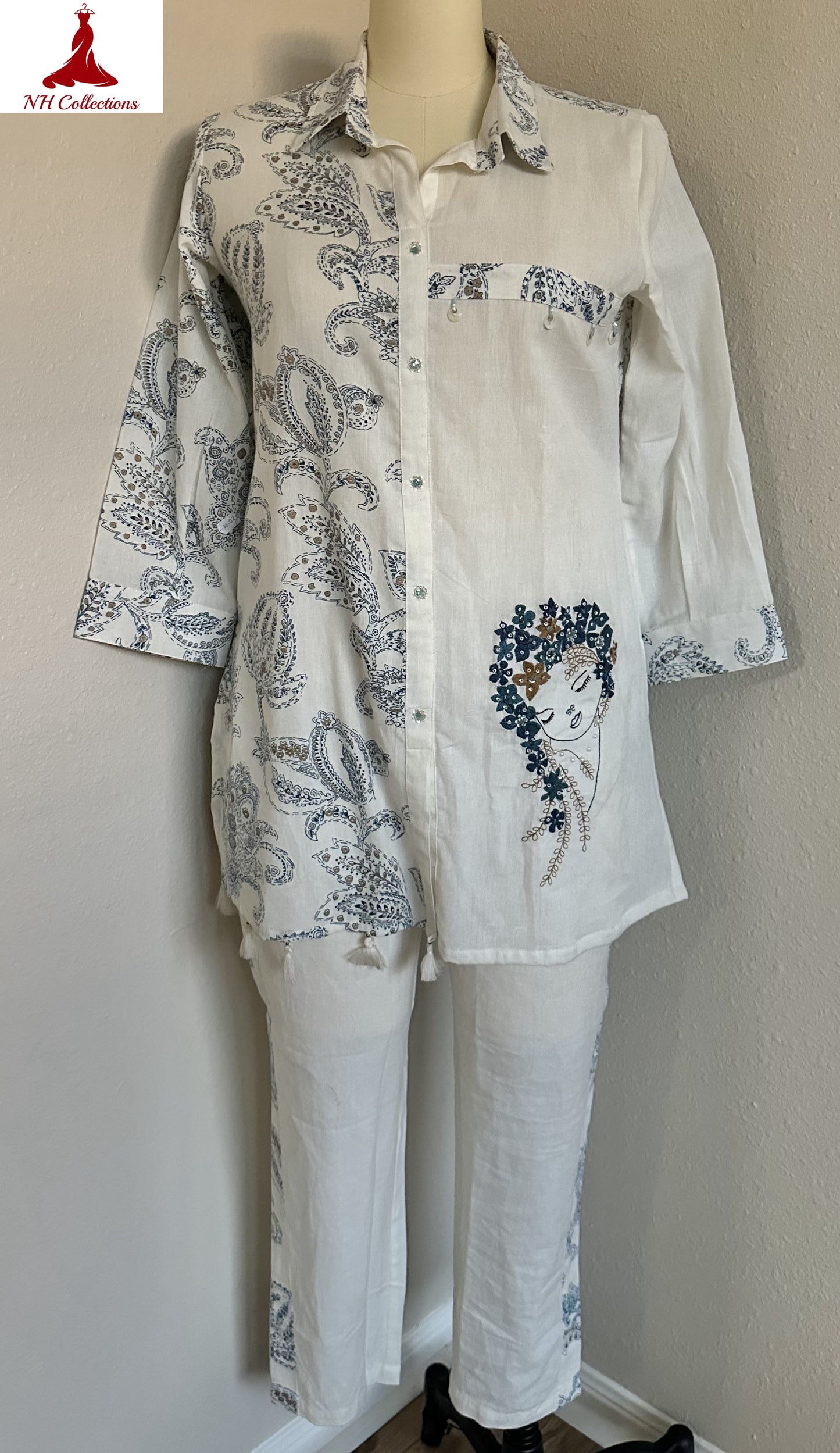 Women's white co-ordset with face embroidery in M